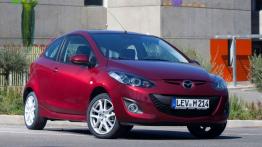 Mazda 2 Facelifting - wersja 3-drzwiowa - widok z przodu