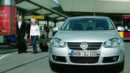 Volkswagen Jetta - widok z przodu
