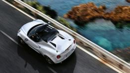 Alfa Romeo 4C Spider (2015) - wersja europejska - widok z góry