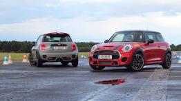 Mini 3d John Cooper Works, 2.0 231 KM - galeria redakcyjna - widok z przodu