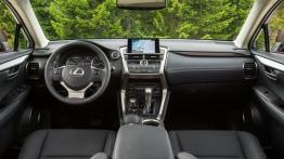 Lexus NX 300h (2015) - wersja amerykańska - pełny panel przedni