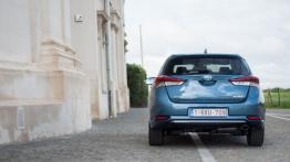 Toyota Auris II Facelifting - galeria redakcyjna - widok z tyłu