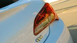 Opel Astra J Facelifting - galeria redakcyjna - prawy tylny reflektor - wyłączony