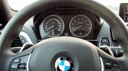 BMW Seria 1 F20-F21 Hatchback 3d M 135i 320KM - galeria redakcyjna - obrotomierz