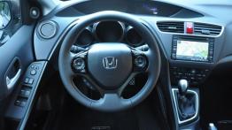 Honda Civic IX Tourer - galeria redakcyjna - kokpit