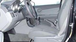 Dodge Avenger - tania limuzyna z silnikiem Volkswagena