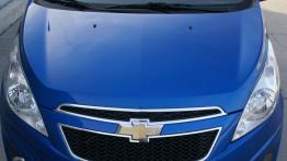 Chevrolet Spark - galeria redakcyjna - maska - widok z góry