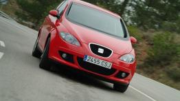 Seat Altea - przód - reflektory wyłączone