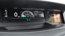 Renault Grand Scenic 1.6 dCi 130KM - galeria redakcyjna - zestaw wskaźników na desce rozdzielczej