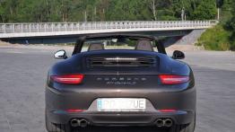 Porsche 911 991 Carrera 2/2S Cabrio 3.8 400KM - galeria redakcyjna - widok z tyłu