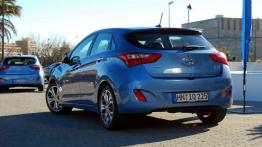 Hyundai i30 II Hatchback 5d - galeria redakcyjna - widok z tyłu