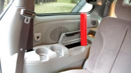 Chrysler Voyager V 2.5 CRD 143KM - galeria redakcyjna - inny element wnętrza z tyłu