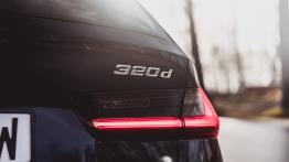 BMW 320d Touring 2.0 190 KM - galeria redakcyjna - widok z ty?u