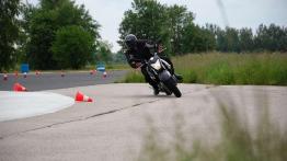 Wyższa szkoła jazdy Suzuki - prędkość może być bezpieczna