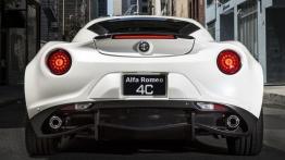 Alfa Romeo 4C (2015) - wersja amerykańska - widok z tyłu