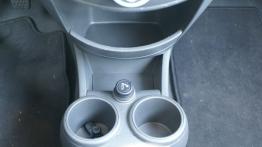 Chevrolet Spark - galeria redakcyjna - schowek na kubki