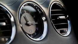 Peugeot RCZ Coupe 1.6L THP 16v 200KM - galeria redakcyjna - inny element panelu przedniego