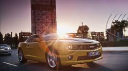 Chevrolet Camaro Coupe - wersja europejska - widok z przodu