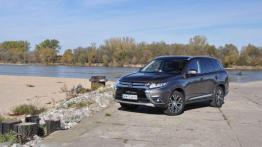 Mitsubishi Outlander 2.2 DID Intense Plus 4WD - galeria redakcyjna - widok z przodu