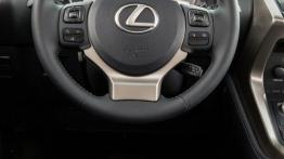 Lexus NX 300h (2015) - wersja amerykańska - kierownica