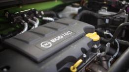 Opel Corsa D Facelifting 1.2 LPG - galeria redakcyjna - silnik