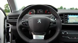 Peugeot 308 II Hatchback 5d - galeria redakcyjna - kierownica