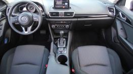 Mazda 3 III Hatchback  2.0 120KM - galeria redakcyjna - pełny panel przedni