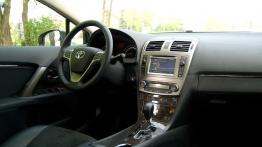 Toyota Avensis III Wagon Facelifting - galeria redakcyjna - kokpit