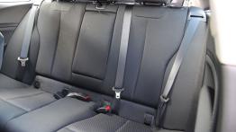BMW Seria 1 F21 Hatchback 3d 114i 102KM - galeria redakcyjna - tylna kanapa