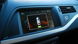 Citroen C5 III Tourer 2.0 HDI FAP 160KM - galeria redakcyjna - ekran systemu multimedialnego