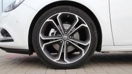 Opel Cascada - galeria redakcyjna - koło