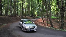 Chevrolet Cruze SW - galeria redakcyjna - widok z przodu