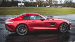 Mercedes na torze w Bednarach - prezentacja dynamiczna