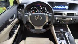 Lexus GS 350 AWD - sportowo-multimedialna elegancja