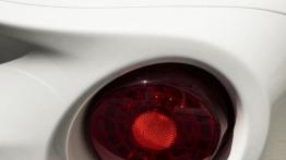 Alfa Romeo 4C (2015) - wersja amerykańska - prawy tylny reflektor - wyłączony