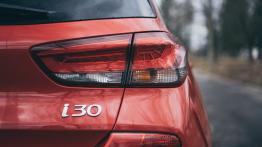 Hyundai i30 N-line - galeria redakcyjna - widok z ty?u