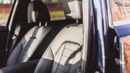 BMW 320d Touring 2.0 190 KM - galeria redakcyjna - widok ogólny wn?trza z przodu