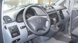Mercedes Vito Kombi 115 CDI - galeria redakcyjna - pełny panel przedni