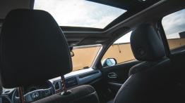 Honda HR-V 1.5 i-VTEC 130 KM - galeria redakcyjna - szyberdach od wewnątrz