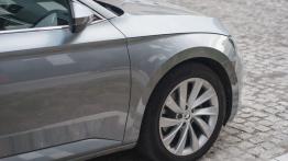 Skoda Superb 1.4 TSI 150 KM - galeria redakcyjna - prawy bok
