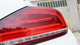 Volkswagen Scirocco R 2.0 TSI 280 KM - galeria redakcyjna - prawy tylny reflektor - wyłączony