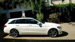 Mercedes Klasa C W205 Kombi - galeria redakcyjna - prawy bok