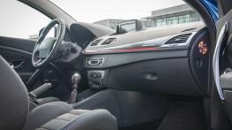 Renault Megane III GT Facelifting - galeria redakcyjna - widok ogólny wnętrza z przodu