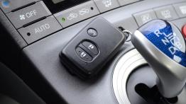 Toyota Prius IV Hatchback Facelifting 1.8 HSD 136KM - galeria redakcyjna - kluczyk