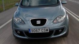 Seat Altea - przód - reflektory wyłączone