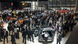 SUV-y i crossovery wciąż w natarciu - relacja z Paryża