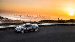 Alfa Romeo 4C (2015) - wersja amerykańska - widok z góry