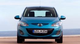 Mazda 2 Facelifting - wersja 5-drzwiowa - widok z przodu