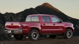 Toyota Tacoma - widok z tyłu