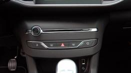 Peugeot 308 II Hatchback 5d - galeria redakcyjna - konsola środkowa